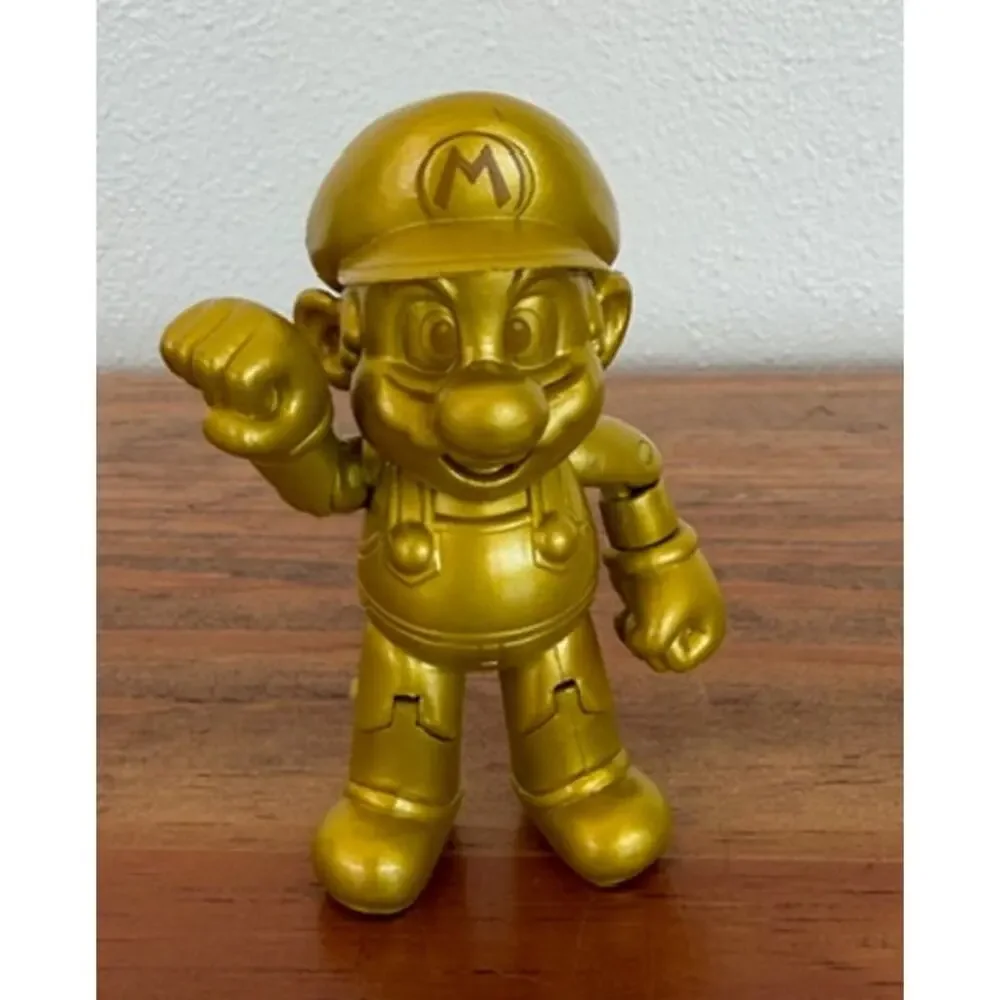 World Of Nintendo 4 Inch Gold Mario Pose-able Action Figure